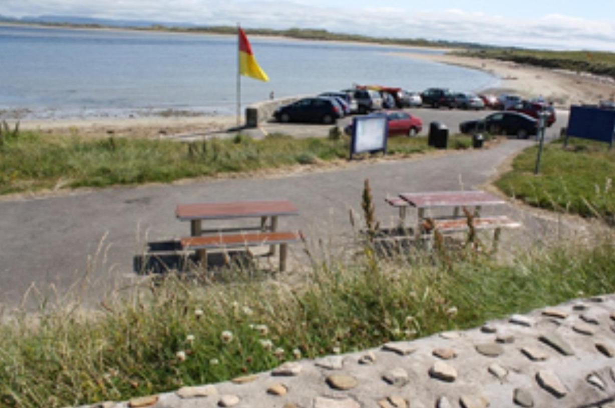 Ferienwohnung The Pink Door Killala Exterior foto